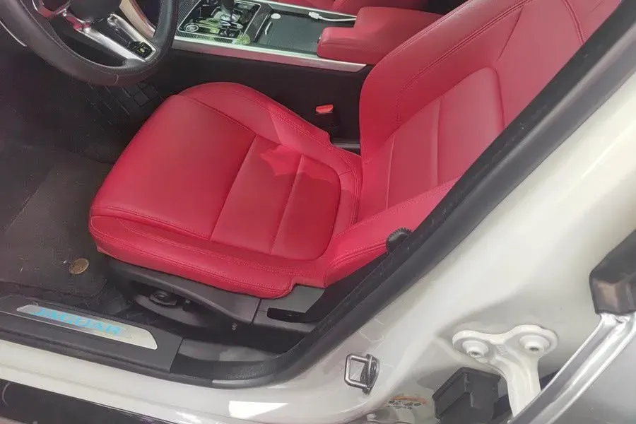 2024 Jaguar XEL 2.0T 250HP L4 8AT,autocango,china used car exporter,china ev exporter,chinese used car exporter,chinese used ev exporter