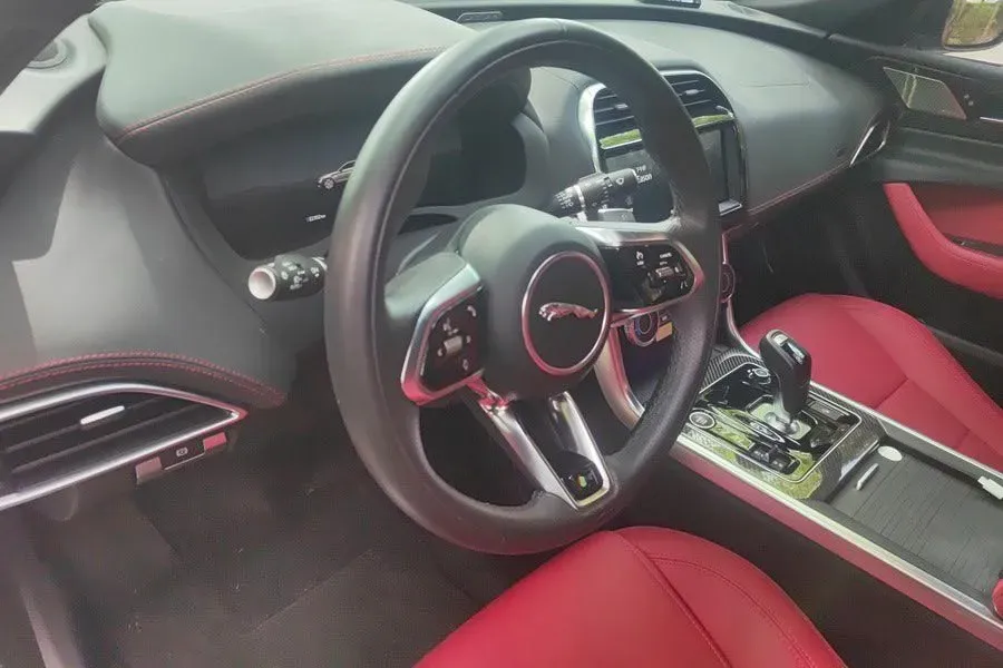2024 Jaguar XEL 2.0T 250HP L4 8AT,autocango,china used car exporter,china ev exporter,chinese used car exporter,chinese used ev exporter