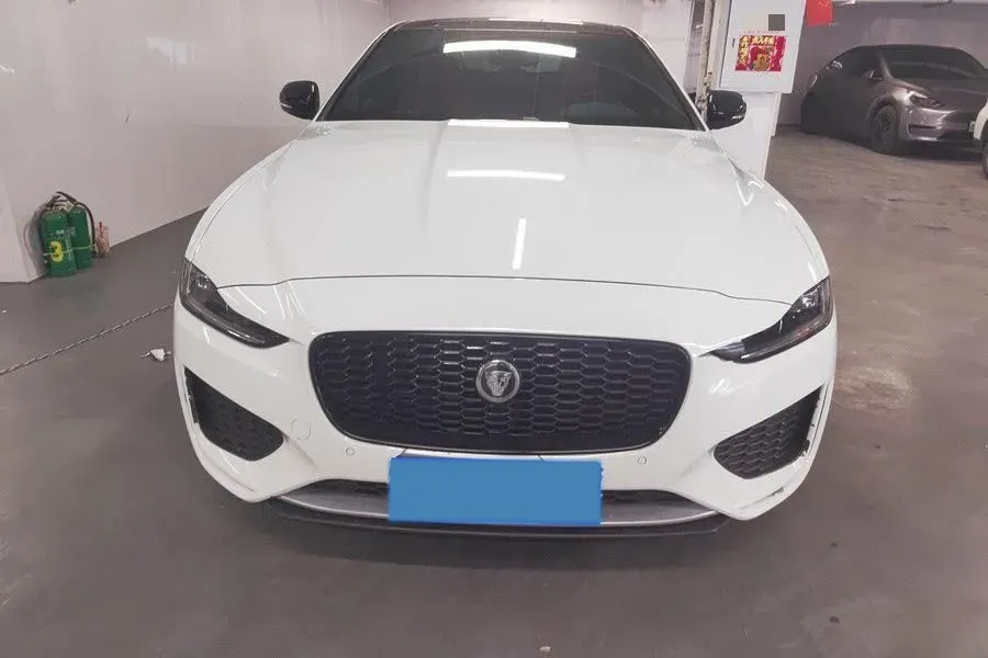 2024 Jaguar XEL 2.0T 250HP L4 8AT,autocango,china used car exporter,china ev exporter,chinese used car exporter,chinese used ev exporter
