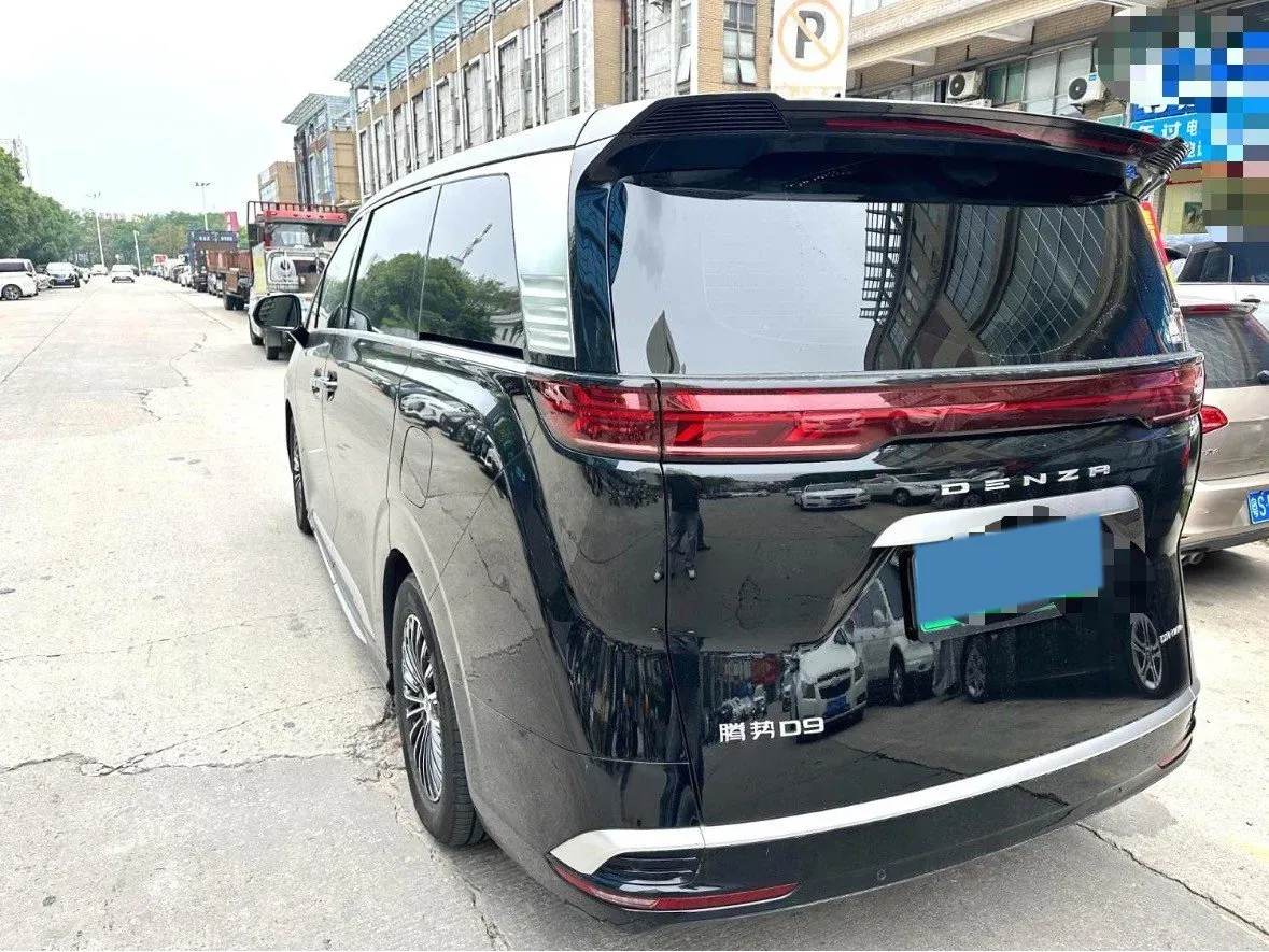 2024 Denza D9 1.5T 139HP L4 E-CVT PHEV 40KWH,autocango,china used car exporter,china ev exporter,chinese used car exporter,chinese used ev exporter