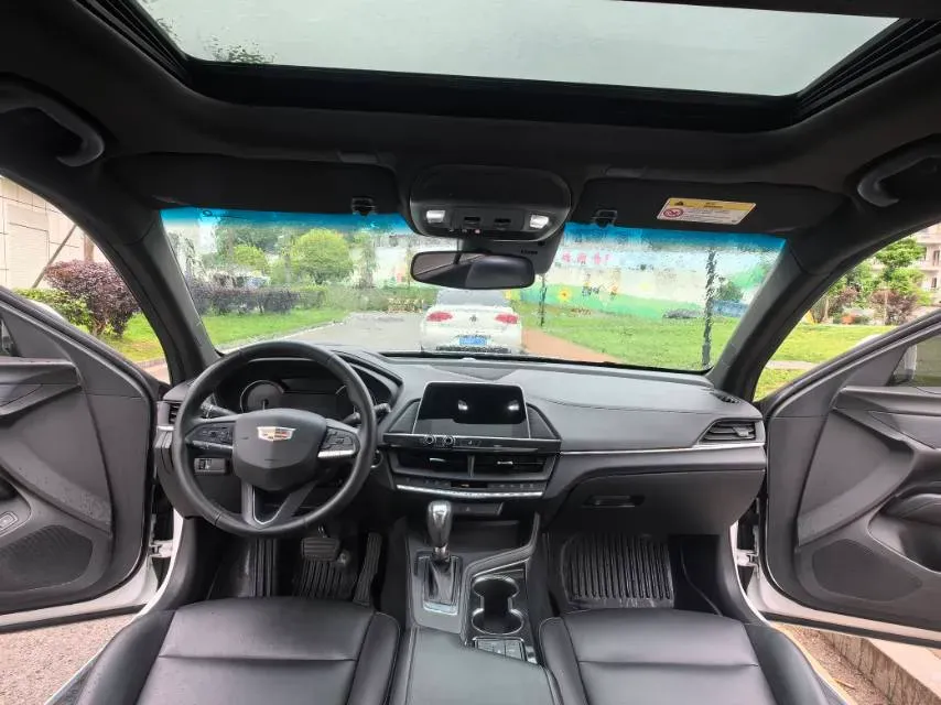 2023 Cadillac CT4 1.5T 211HP L4 8AT,autocango,china used car exporter,china ev exporter,chinese used car exporter,chinese used ev exporter