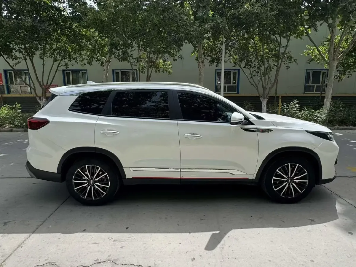 2022 Chery Tiggo 8 PRO 1.6T 197HP L4 7DCT,autocango,china used car exporter,china ev exporter,chinese used car exporter,chinese used ev exporter