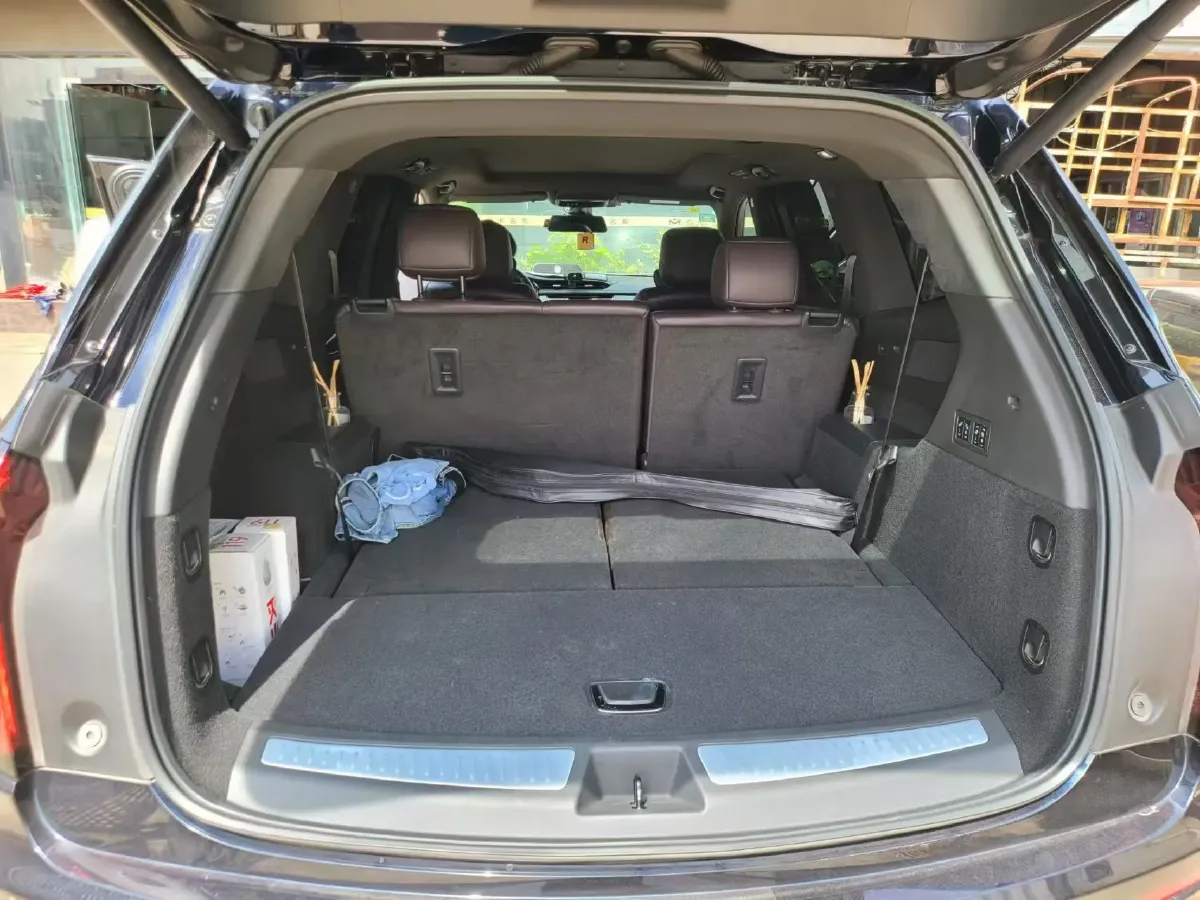 2020 Cadillac XT6 2.0T 241HP L4 9AT,autocango,china used car exporter,china ev exporter,chinese used car exporter,chinese used ev exporter