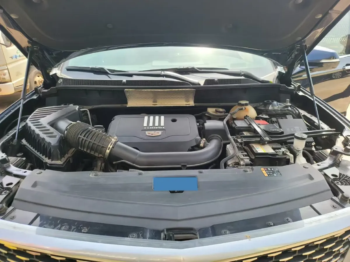 2020 Cadillac XT6 2.0T 241HP L4 9AT,autocango,china used car exporter,china ev exporter,chinese used car exporter,chinese used ev exporter