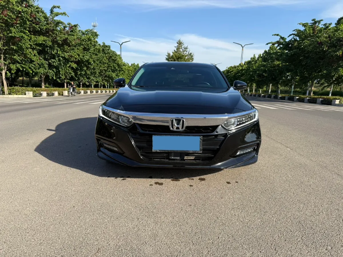2018 Honda Accord 1.5T 194HP L4 CVT,autocango,china used car exporter,china ev exporter,chinese used car exporter,chinese used ev exporter