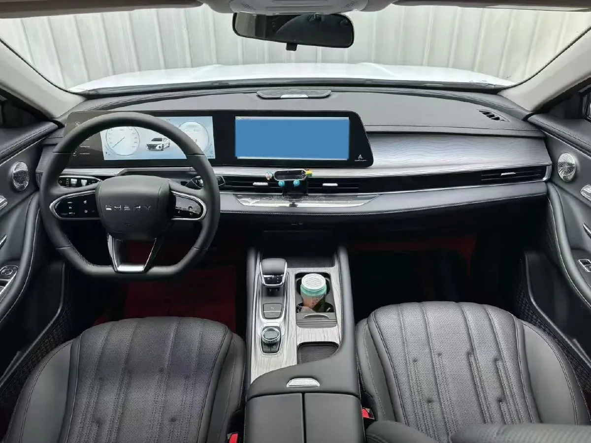 2024 Fulwin FulwinA8 1.5T 156HP L4 1DHT PHEV 18.3KWH,autocango,china used car exporter,china ev exporter,chinese used car exporter,chinese used ev exporter