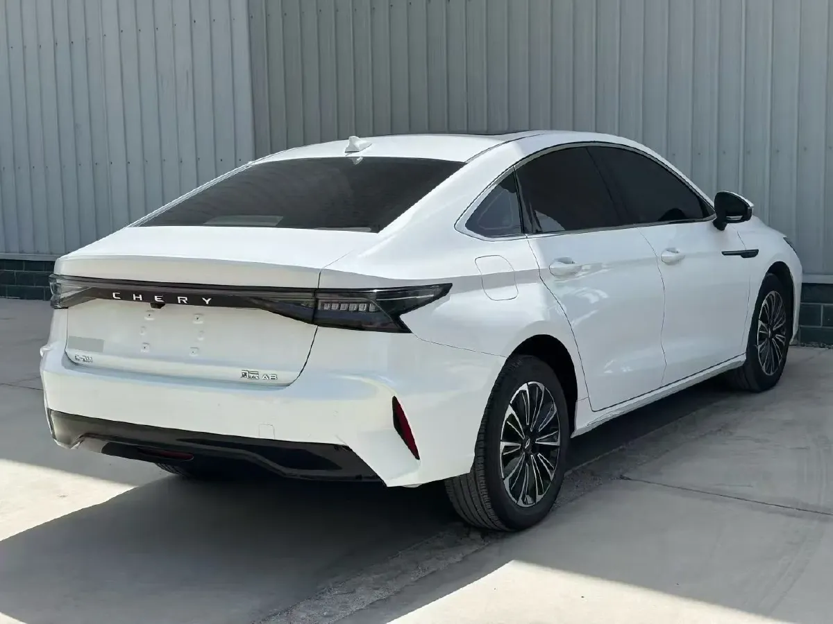 2024 Fulwin FulwinA8 1.5T 156HP L4 1DHT PHEV 18.3KWH,autocango,china used car exporter,china ev exporter,chinese used car exporter,chinese used ev exporter