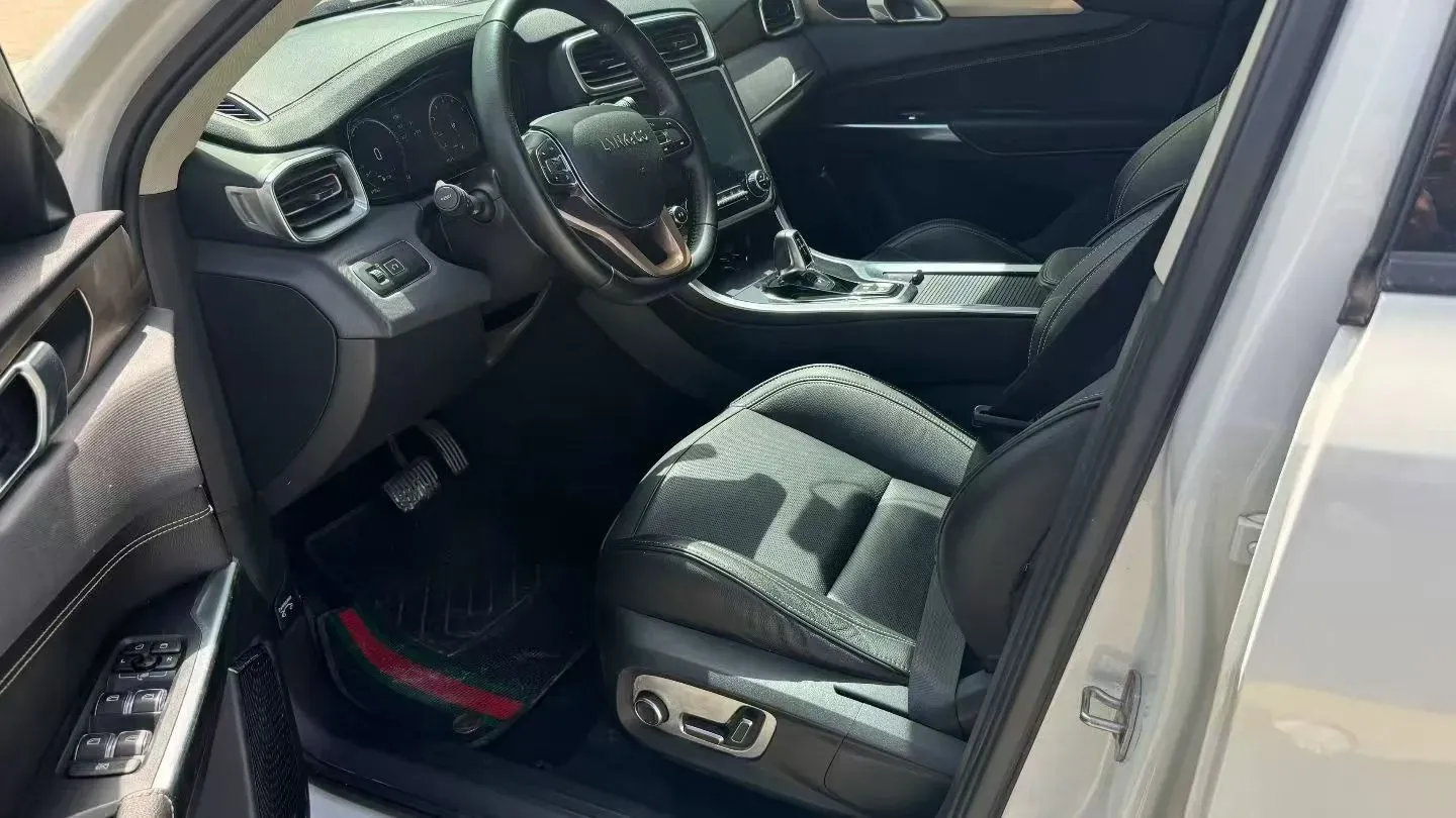 2019 Beijing BJ40 2.0T 218HP L4 6AT,autocango,china used car exporter,china ev exporter,chinese used car exporter,chinese used ev exporter