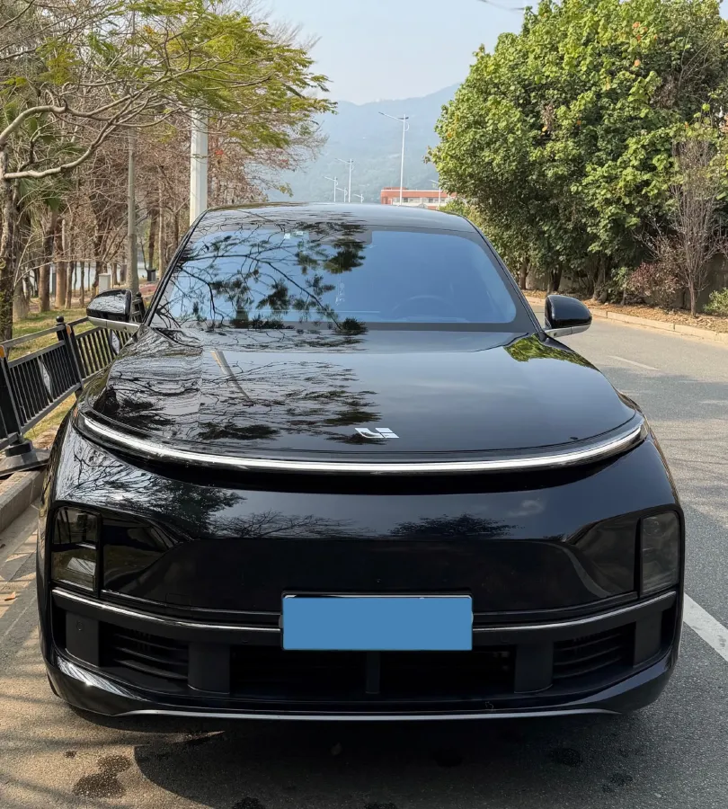 2024 Volvo S60 2.0T 197HP L4 7DCT,autocango,china used car exporter,china ev exporter,chinese used car exporter,chinese used ev exporter