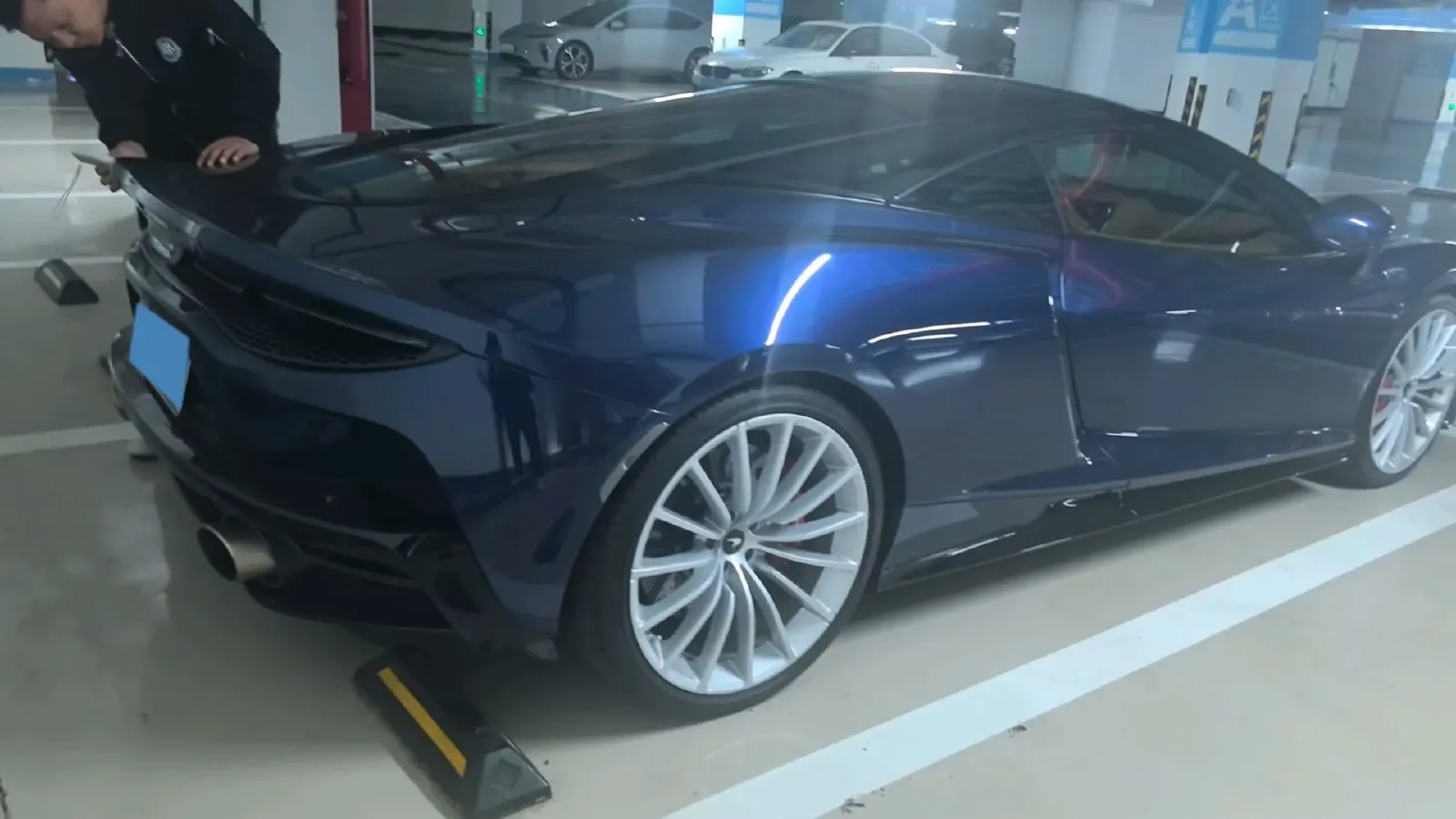 2023 McLaren GT 4.0T 620HP V8 7DCT,autocango,china used car exporter,china ev exporter,chinese used car exporter,chinese used ev exporter