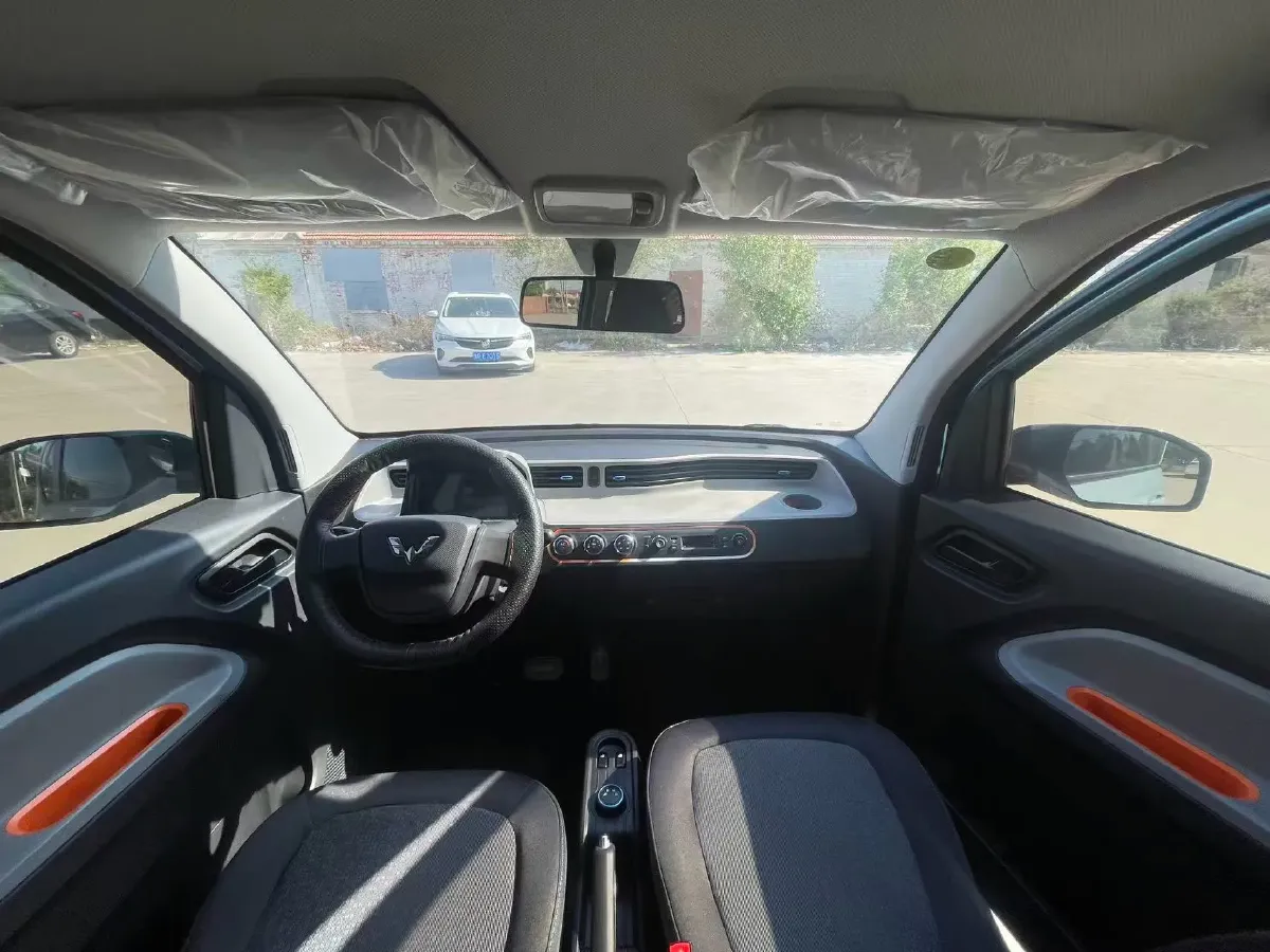 2020 WuLing HongGuang MINI EV BEV 9.3KWH,autocango,china used car exporter,china ev exporter,chinese used car exporter,chinese used ev exporter