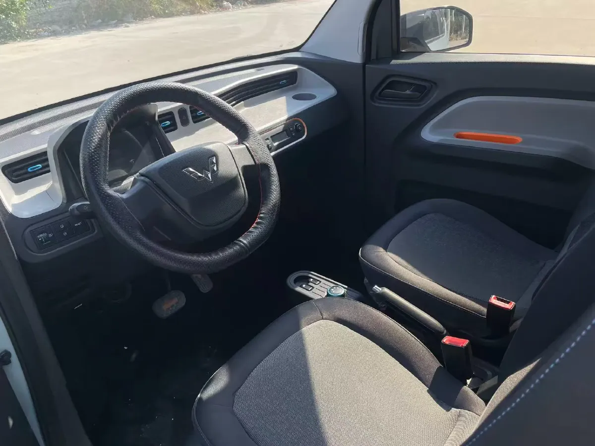 2020 WuLing HongGuang MINI EV BEV 9.3KWH,autocango,china used car exporter,china ev exporter,chinese used car exporter,chinese used ev exporter