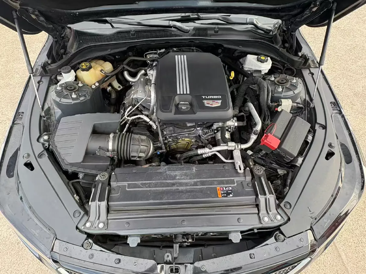 2022 Cadillac CT4 2.0T 237HP L4 8AT,autocango,china used car exporter,china ev exporter,chinese used car exporter,chinese used ev exporter