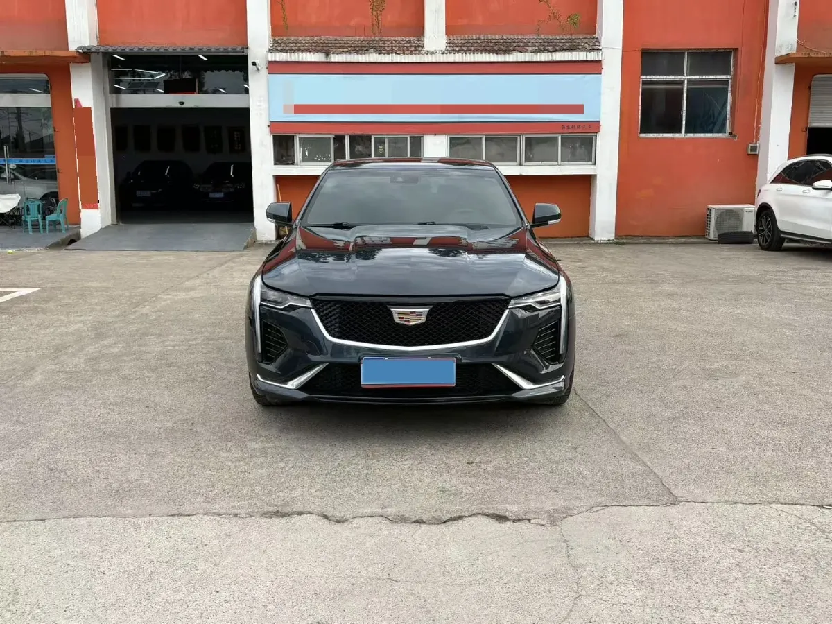 2022 Cadillac CT4 2.0T 237HP L4 8AT,autocango,china used car exporter,china ev exporter,chinese used car exporter,chinese used ev exporter