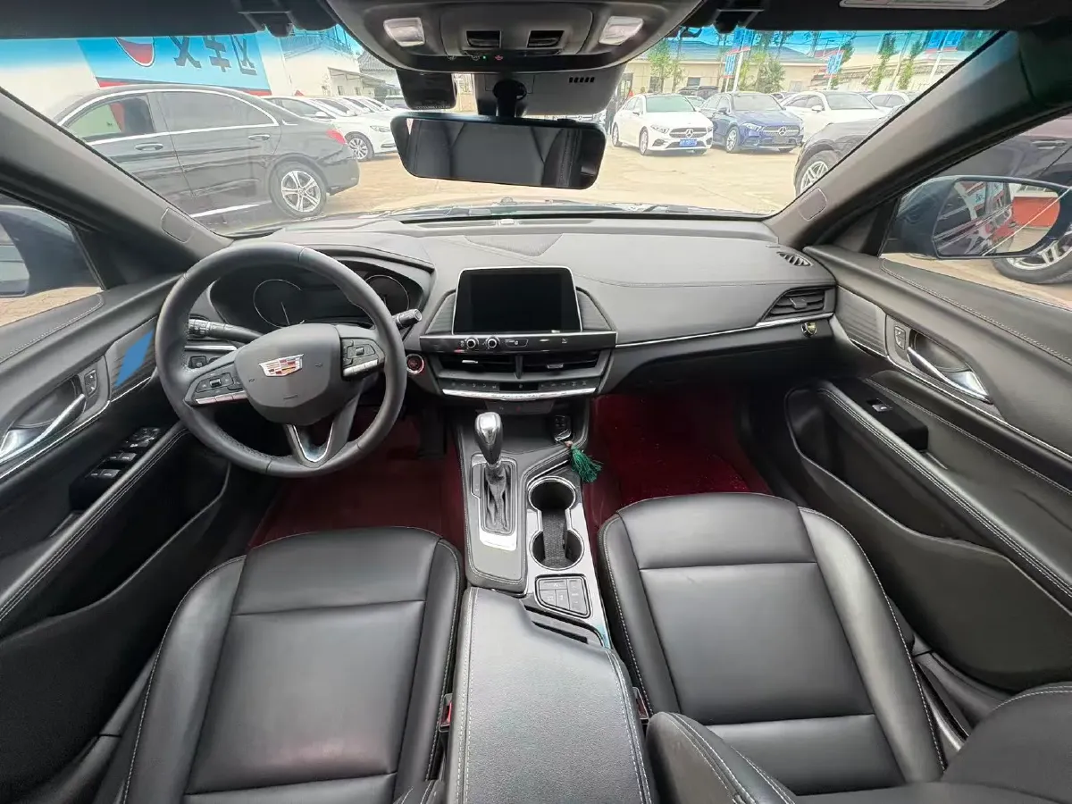 2022 Cadillac CT4 2.0T 237HP L4 8AT,autocango,china used car exporter,china ev exporter,chinese used car exporter,chinese used ev exporter