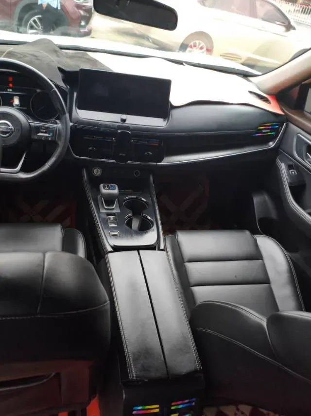 2021 Nissan X-Trail 1.5T 204HP L3 CVT,autocango,china used car exporter,china ev exporter,chinese used car exporter,chinese used ev exporter