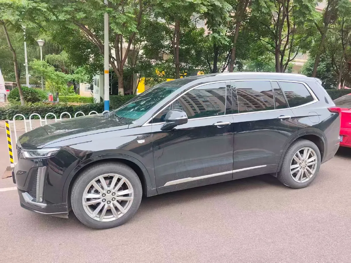 2022 Cadillac XT6 2.0T 237HP L4 9AT,autocango,china used car exporter,china ev exporter,chinese used car exporter,chinese used ev exporter
