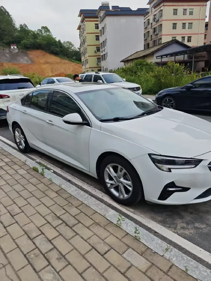 2020 Buick Regal 1.5T 169HP L4 9AT,autocango,china used car exporter,china ev exporter,chinese used car exporter,chinese used ev exporter