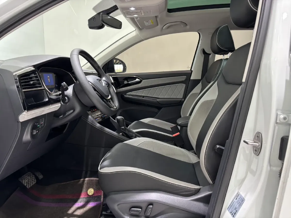 2022 Jetta VS7 1.4T 150HP L4 6AT,autocango,china used car exporter,china ev exporter,chinese used car exporter,chinese used ev exporter