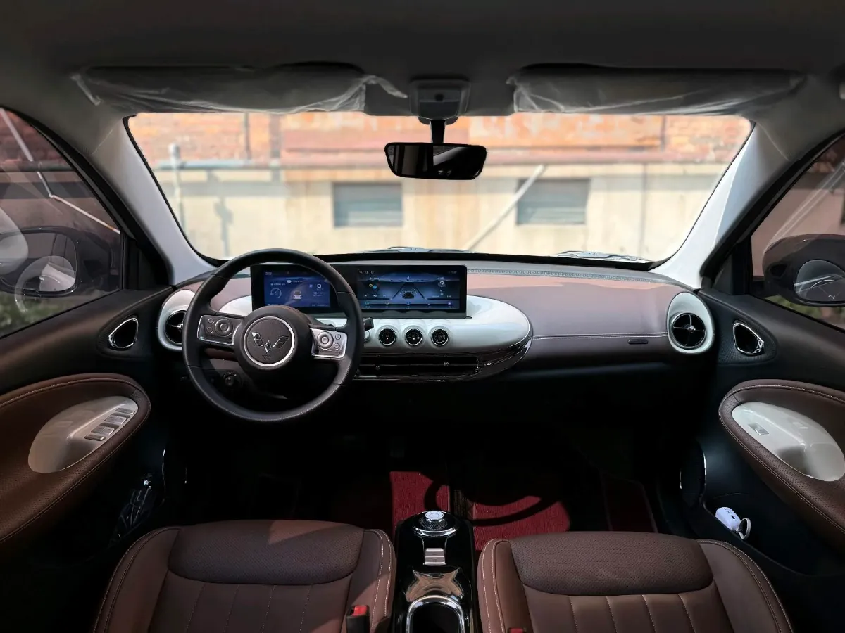 2023 WuLing BinGuo BEV 31.9KWH,autocango,china used car exporter,china ev exporter,chinese used car exporter,chinese used ev exporter