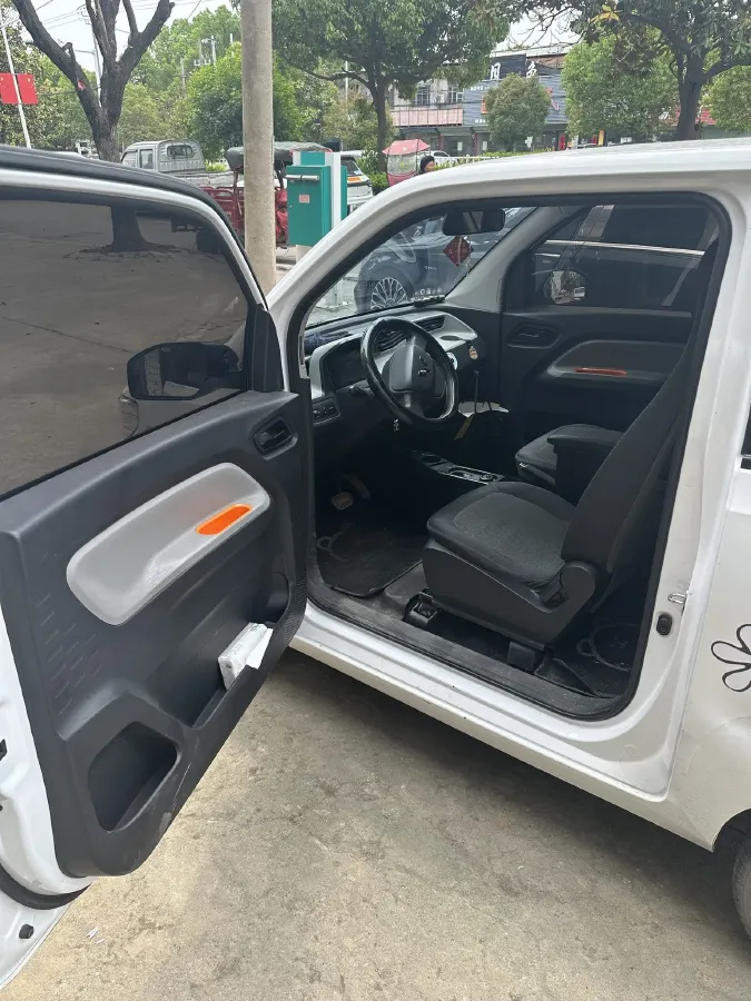 2021 WuLing HongGuang MINI EV BEV 9KWH,autocango,china used car exporter,china ev exporter,chinese used car exporter,chinese used ev exporter