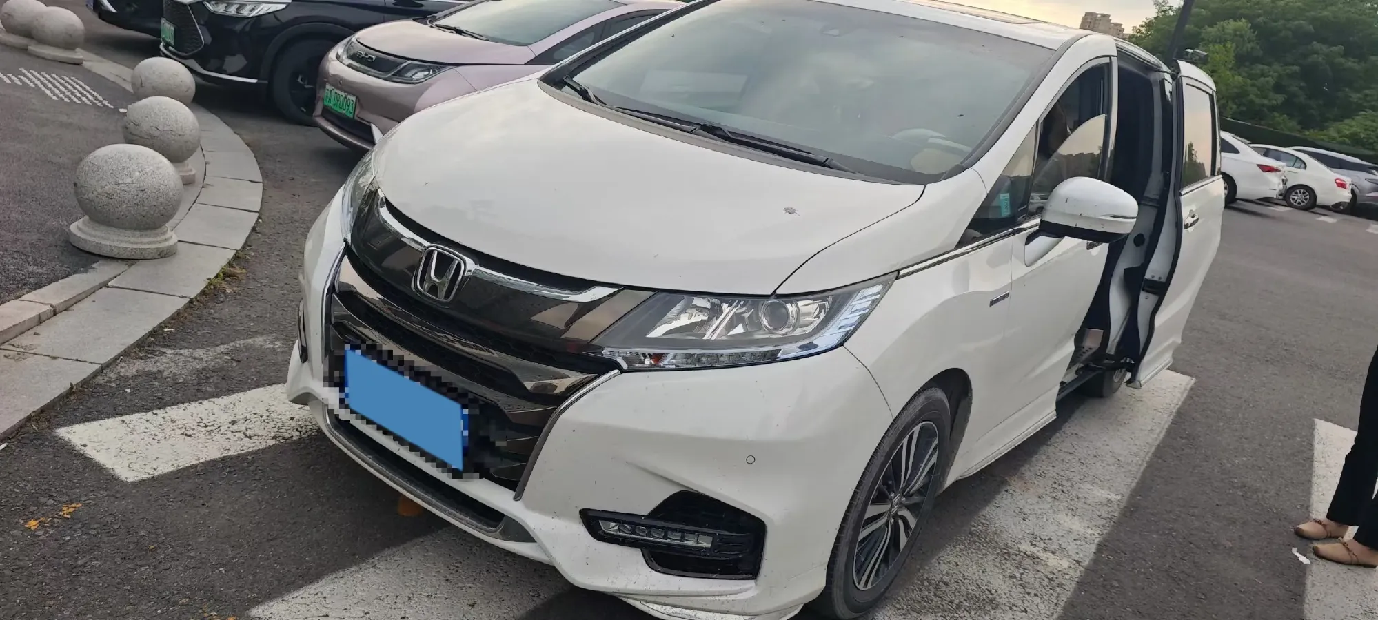 2021 Honda Odyssey 2.0L 146HP L4 E-CVT Hybrid,autocango,china used car exporter,china ev exporter,chinese used car exporter,chinese used ev exporter