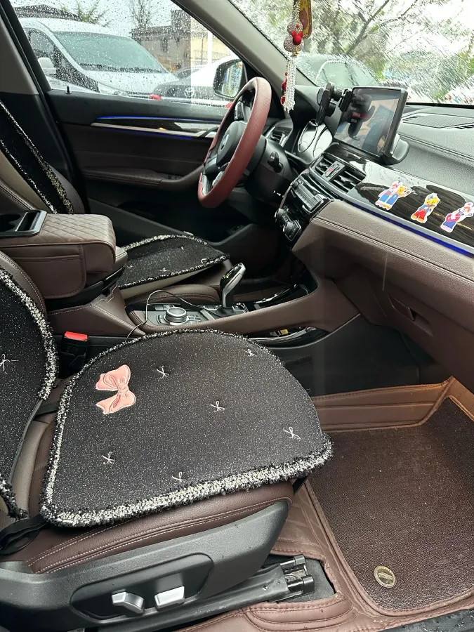 2021 BMW X1 2.0T 192HP L4 8AT,autocango,china used car exporter,china ev exporter,chinese used car exporter,chinese used ev exporter