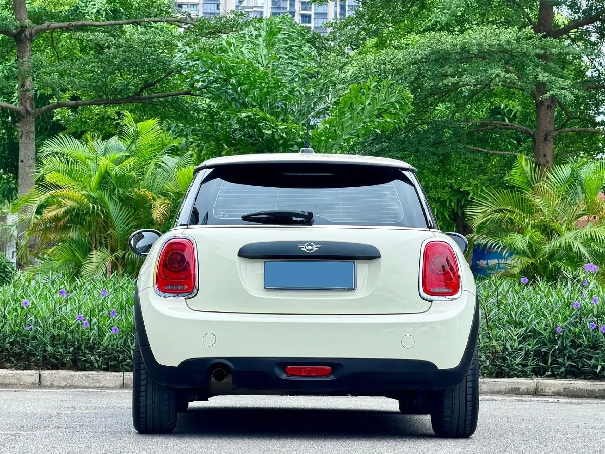 2019 MINI MINI 1.5T 102HP L3 7DCT,autocango,china used car exporter,china ev exporter,chinese used car exporter,chinese used ev exporter