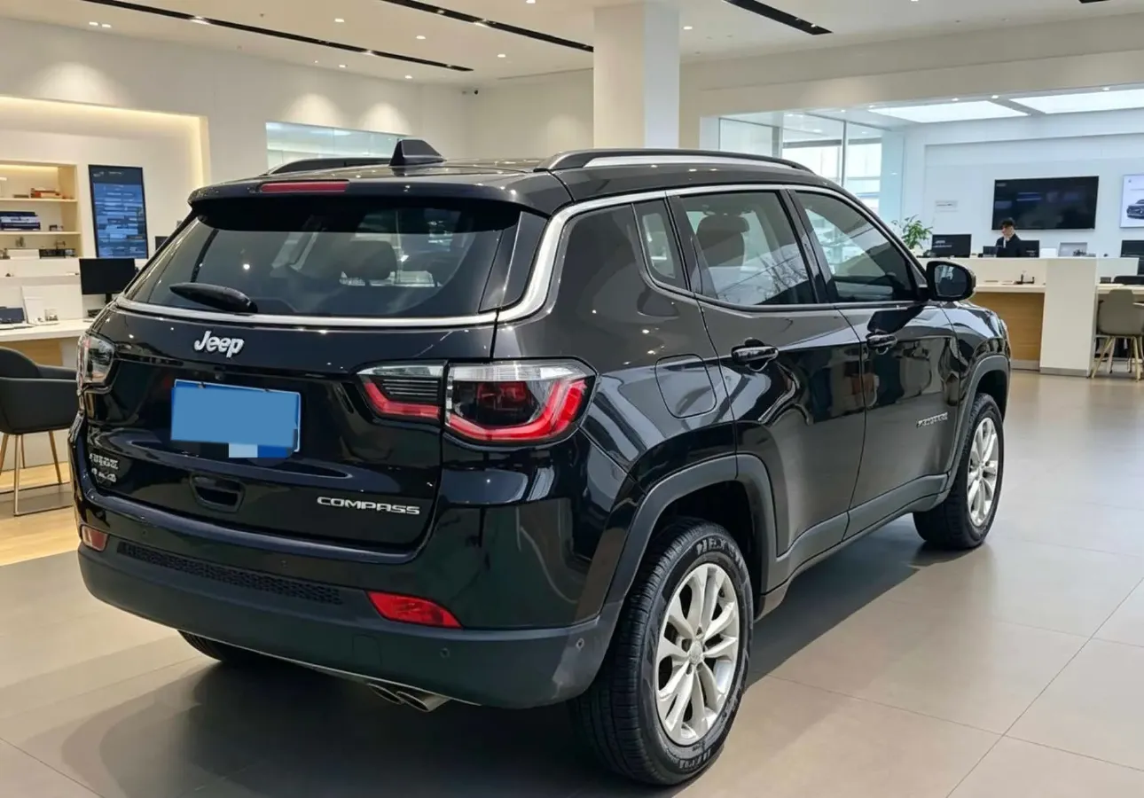 2021 Jeep Compass 1.3T 173HP L4 9AT,autocango,china used car exporter,china ev exporter,chinese used car exporter,chinese used ev exporter