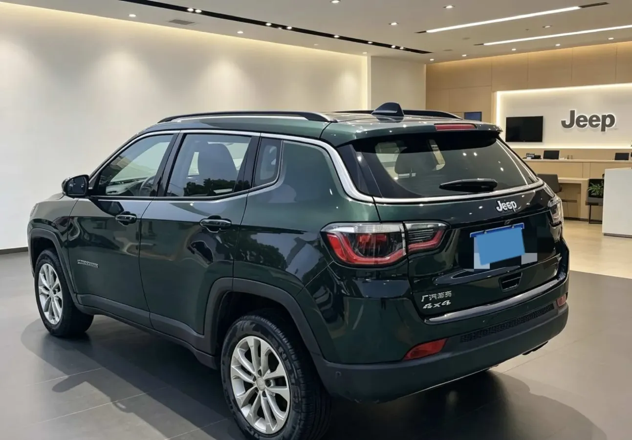 2021 Jeep Compass 1.3T 173HP L4 9AT,autocango,china used car exporter,china ev exporter,chinese used car exporter,chinese used ev exporter