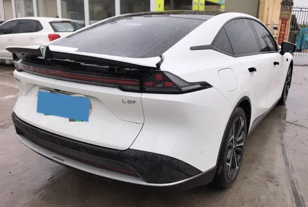 2025 Deepal L07 1.5L 98HP L4 REEV 28.39KWH,autocango,china used car exporter,china ev exporter,chinese used car exporter,chinese used ev exporter