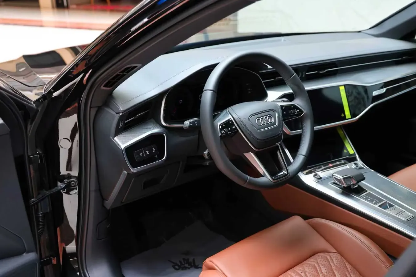 2026 Audi A6L 2.0T 245HP L4 7DCT,autocango,china used car exporter,china ev exporter,chinese used car exporter,chinese used ev exporter