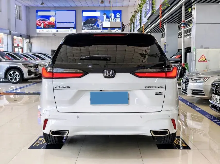 2023 Honda Breeze 1.5T 193HP L4 CVT,autocango,china used car exporter,china ev exporter,chinese used car exporter,chinese used ev exporter