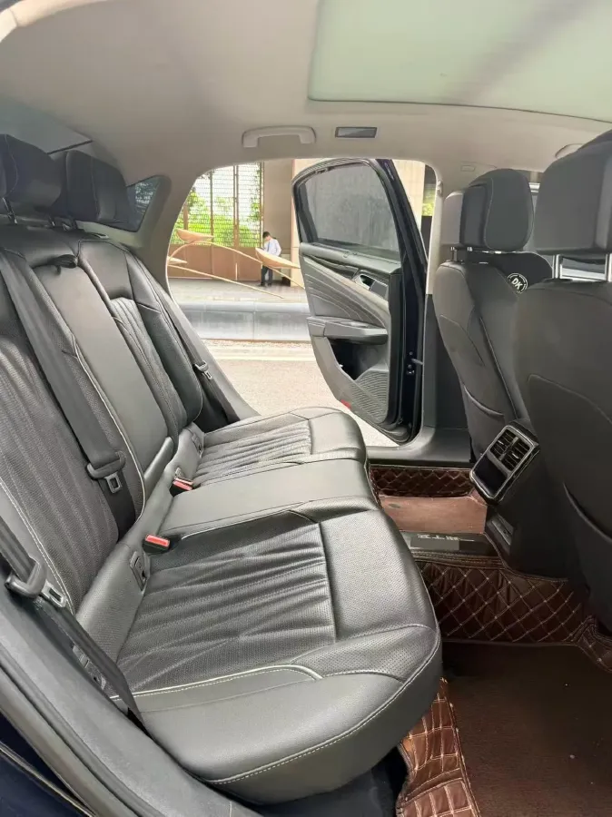 2022 Xpeng P7 BEV 60.2KWH,autocango,china used car exporter,china ev exporter,chinese used car exporter,chinese used ev exporter