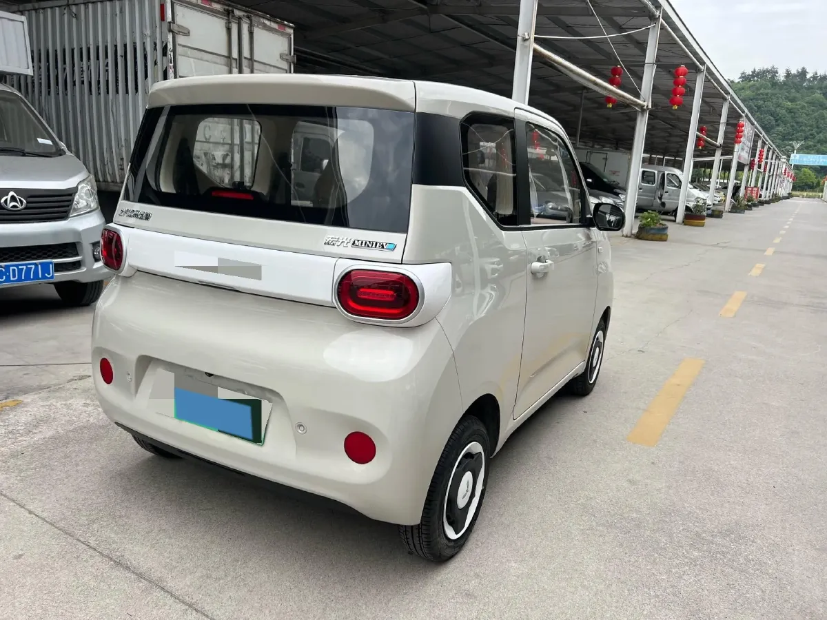 2024 WuLing HongGuang MINI EV BEV 17.3KWH,autocango,china used car exporter,china ev exporter,chinese used car exporter,chinese used ev exporter