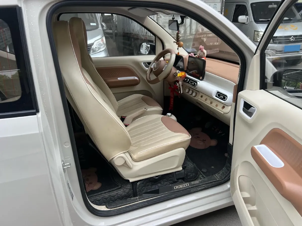 2024 WuLing HongGuang MINI EV BEV 17.3KWH,autocango,china used car exporter,china ev exporter,chinese used car exporter,chinese used ev exporter