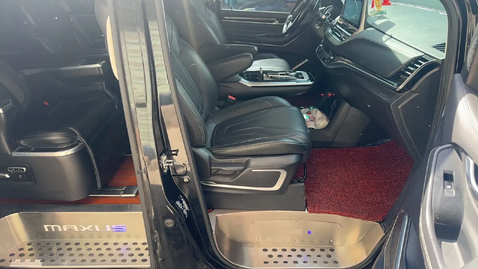 2021 MAXUS G20 2.0T 224HP L4 8AT,autocango,china used car exporter,china ev exporter,chinese used car exporter,chinese used ev exporter