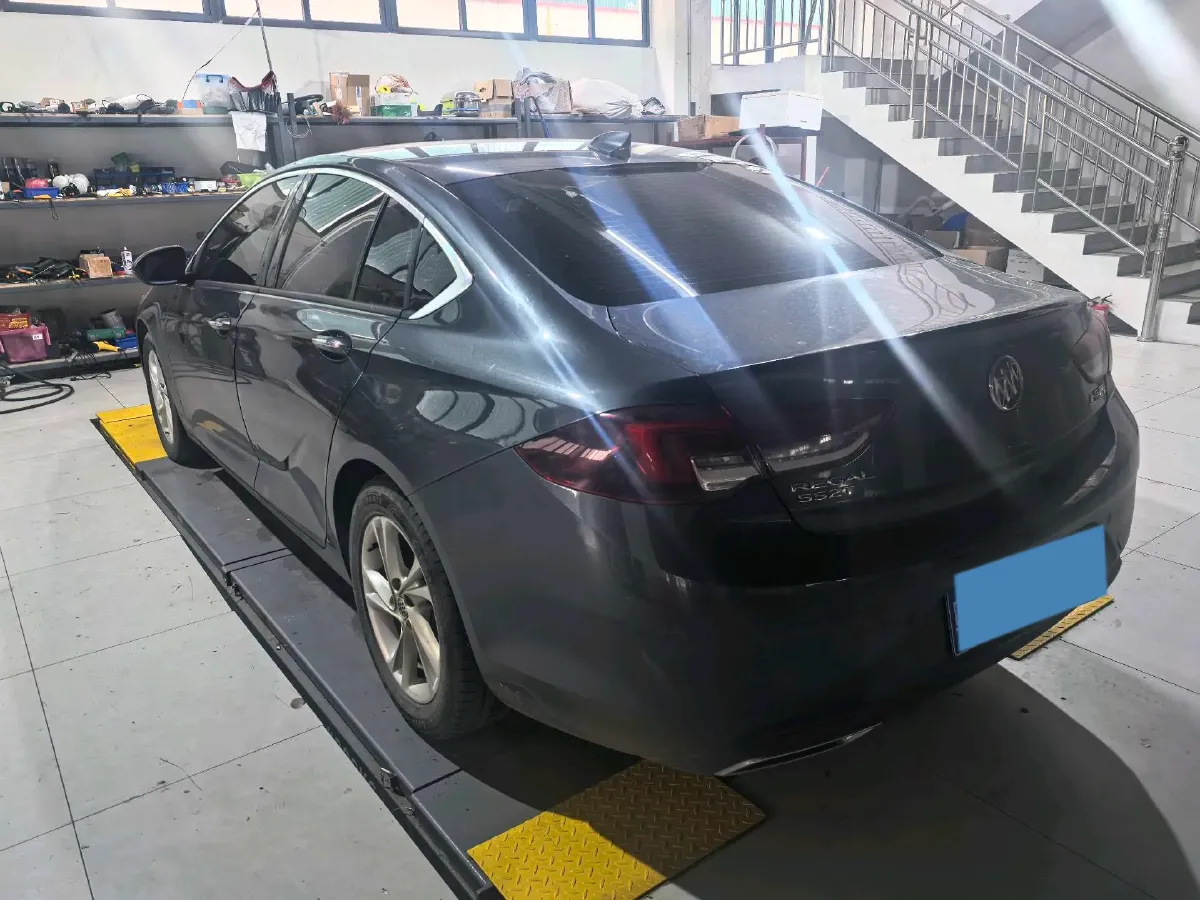 2020 Buick Regal 1.5T 169HP L4 9AT,autocango,china used car exporter,china ev exporter,chinese used car exporter,chinese used ev exporter