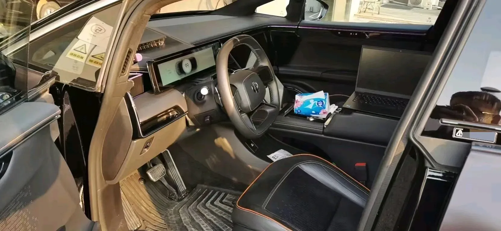 2021 HiPhi X BEV 97KWH,autocango,china used car exporter,china ev exporter,chinese used car exporter,chinese used ev exporter