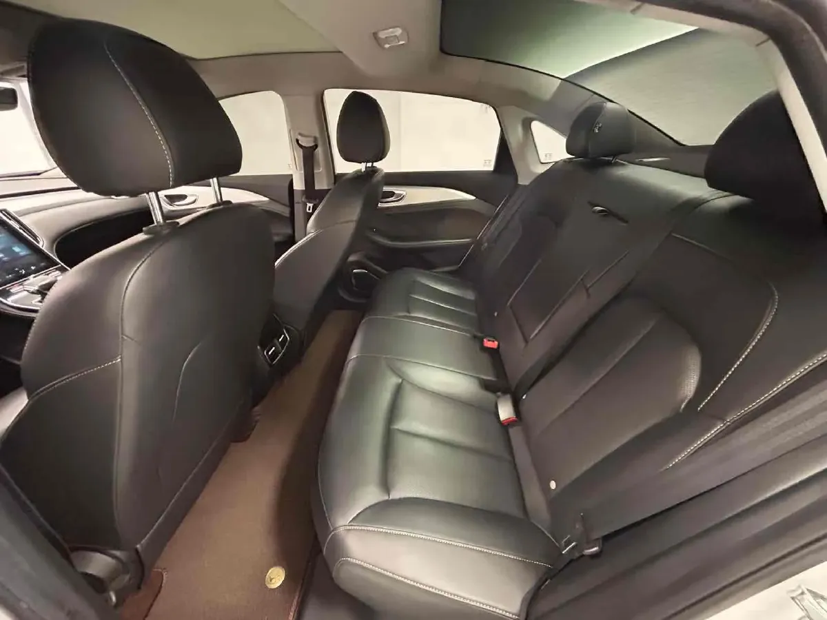 2022 Roewe RX5 eMAX 1.5T 169HP L4 AMT PHEV 16.6KWH,autocango,china used car exporter,china ev exporter,chinese used car exporter,chinese used ev exporter