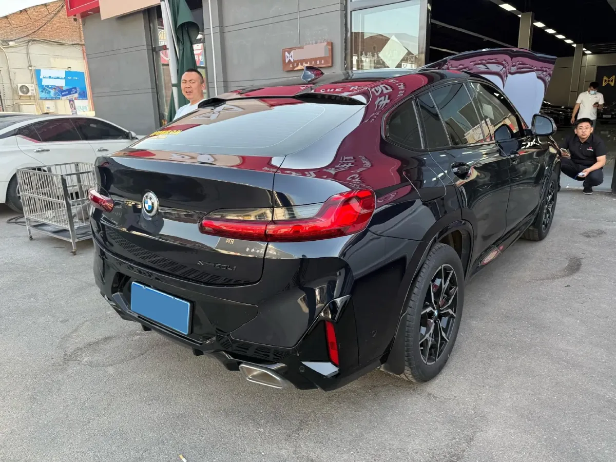 2022 BMW X4 2.0T 245HP L4 8AT,autocango,china used car exporter,china ev exporter,chinese used car exporter,chinese used ev exporter