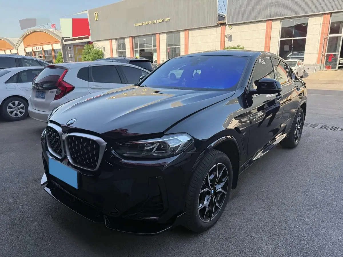 2022 BMW X4 2.0T 245HP L4 8AT,autocango,china used car exporter,china ev exporter,chinese used car exporter,chinese used ev exporter