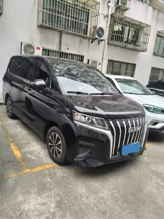 2025 BAW RuiSheng Trump M7 1.6L 124HP L4 5MT,autocango,china used car exporter,china ev exporter,chinese used car exporter,chinese used ev exporter