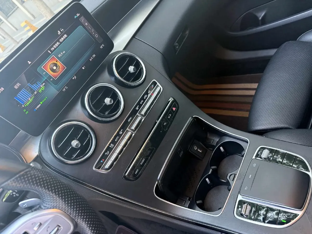 2020 Mercedes-Benz C Class 1.5T 184HP L4 9AT,autocango,china used car exporter,china ev exporter,chinese used car exporter,chinese used ev exporter