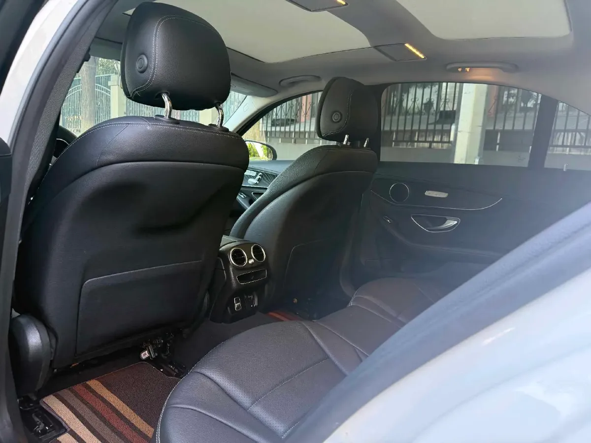 2020 Mercedes-Benz C Class 1.5T 184HP L4 9AT,autocango,china used car exporter,china ev exporter,chinese used car exporter,chinese used ev exporter