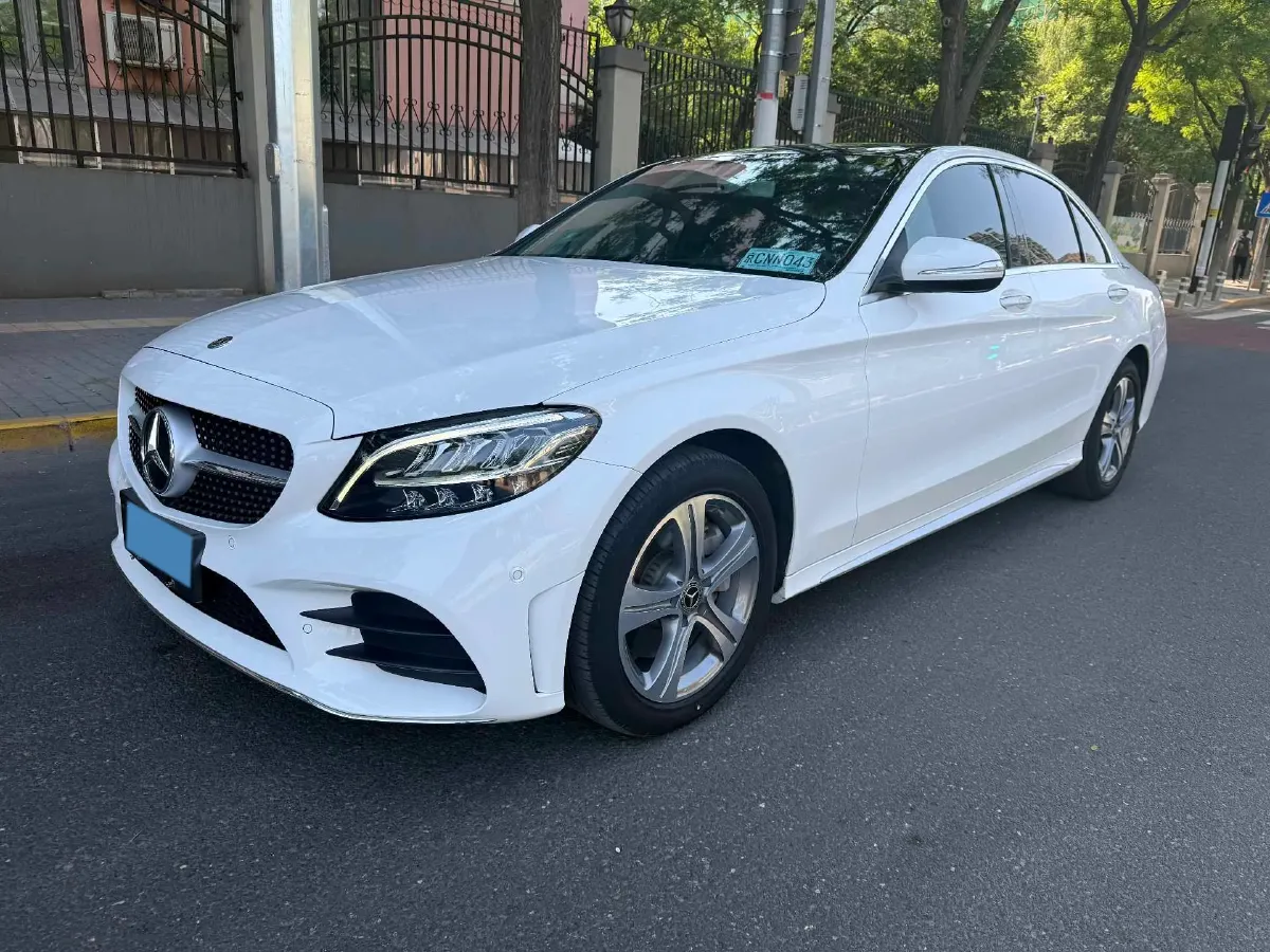 2020 Mercedes-Benz C Class 1.5T 184HP L4 9AT,autocango,china used car exporter,china ev exporter,chinese used car exporter,chinese used ev exporter