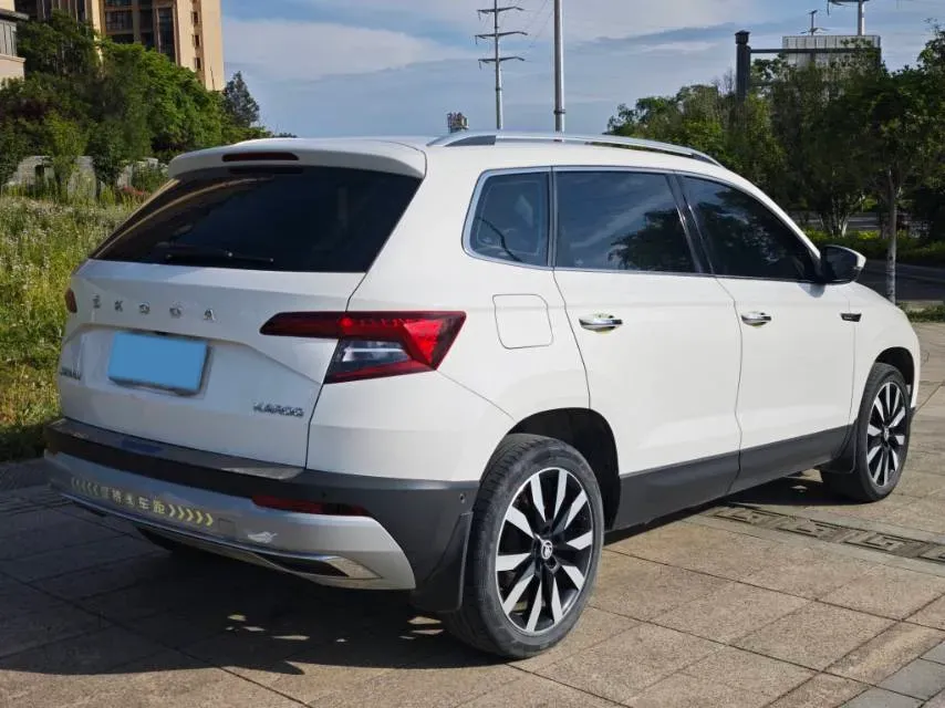 2020 Skoda Karoq 1.4T 150HP L4 7DCT,autocango,china used car exporter,china ev exporter,chinese used car exporter,chinese used ev exporter