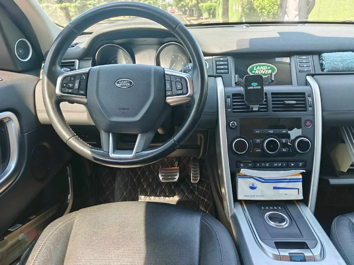 2018 Land Rover Discovery Sport 2.0T 241HP L4 9AT,autocango,china used car exporter,china ev exporter,chinese used car exporter,chinese used ev exporter