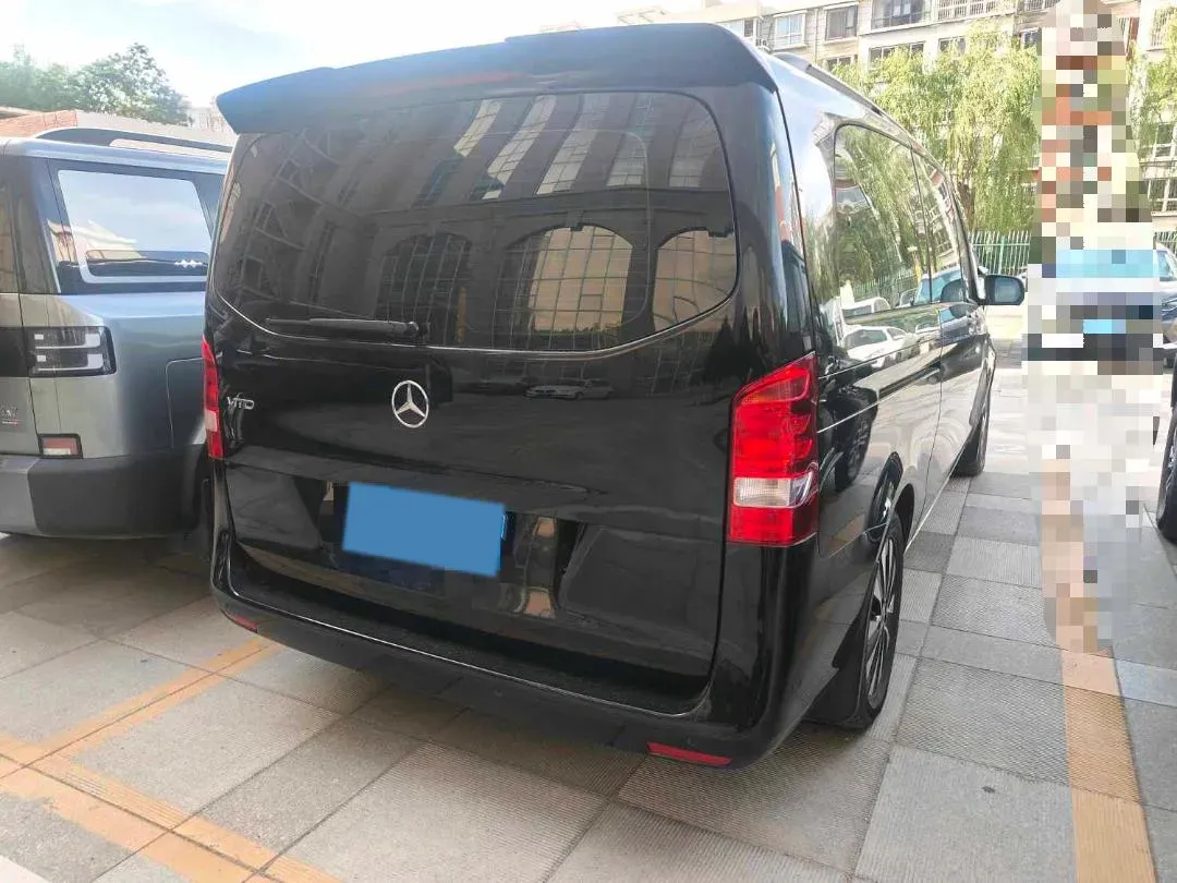 2021 Mercedes-Benz Vito 2.0T 211HP L4 9AT,autocango,china used car exporter,china ev exporter,chinese used car exporter,chinese used ev exporter
