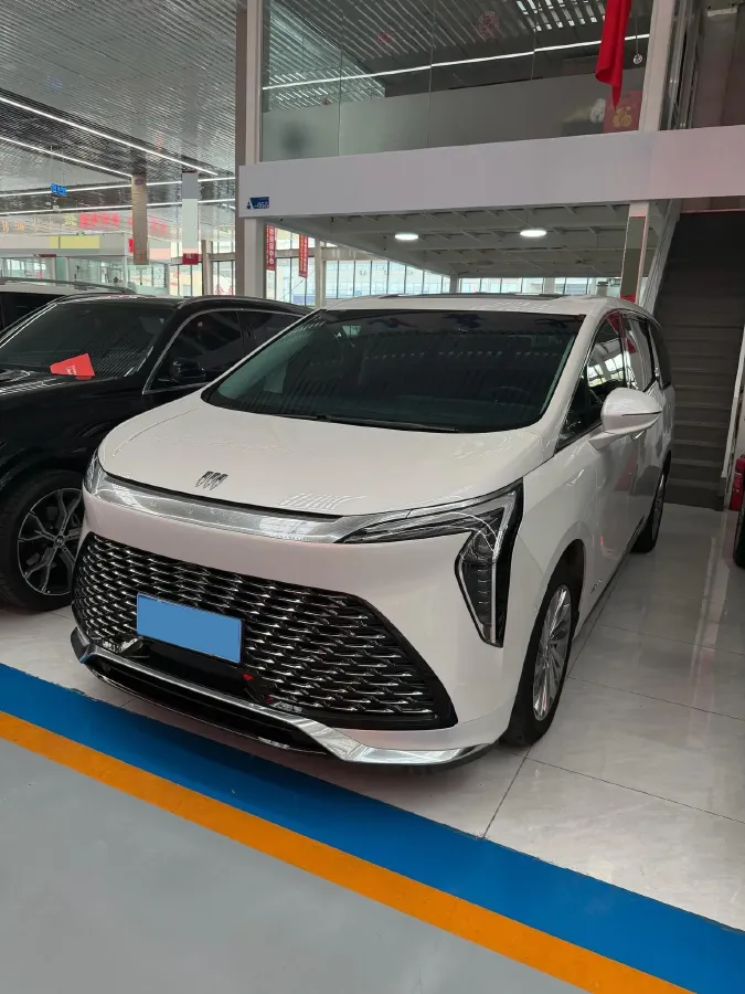 2025 Buick Century 2.0T 237HP L4 9AT,autocango,china used car exporter,china ev exporter,chinese used car exporter,chinese used ev exporter